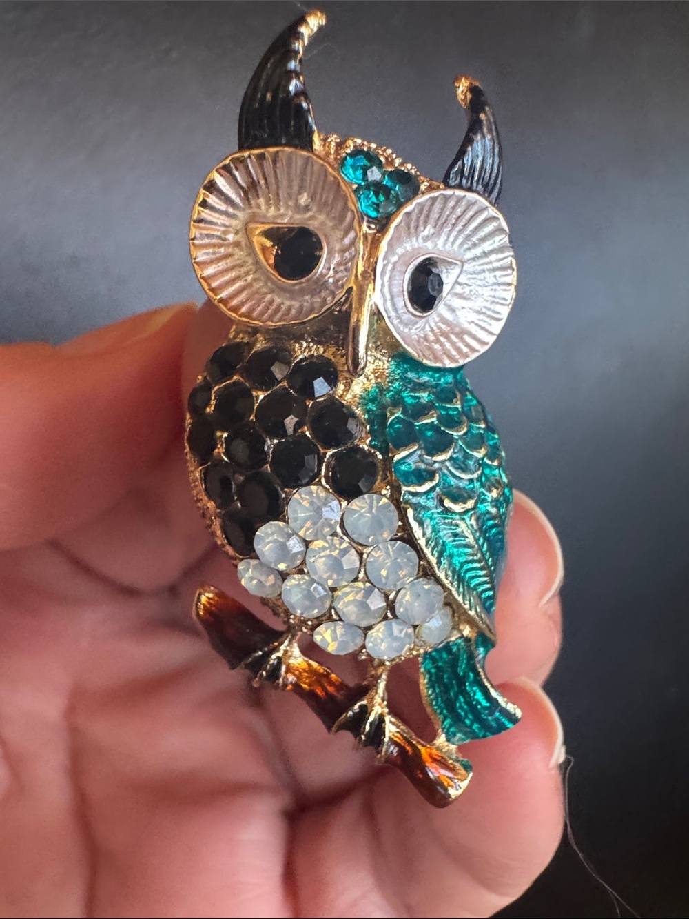 Vintage NWT Brooch Crystal Owl On Branch